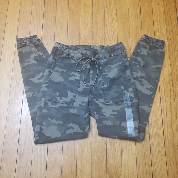 AE Ne(x)t level high-waisted camo Jegging jogger sz 2 - Picture 4 of 9